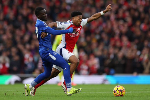 犯下更多的 犯下更多的